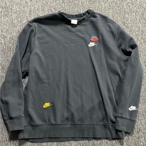 Nike Men's Black Crewneck